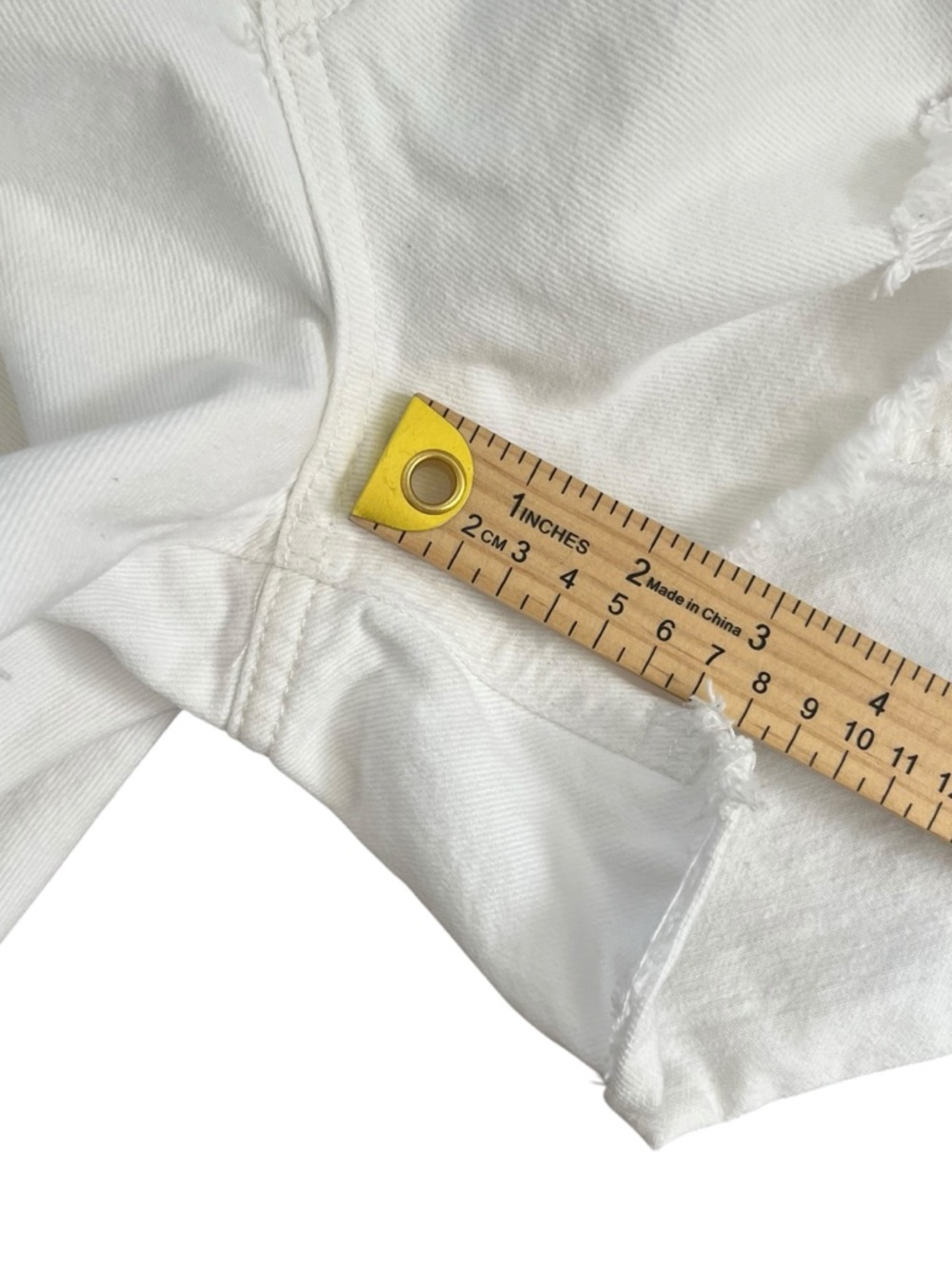 Free People We The Free White Denim Cutoff Shorts Distressed Raw Hem Sz 28 - Picture 8 of 10